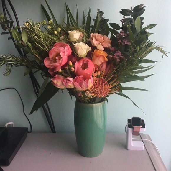 Meet your Posher, Amanda - Picture 1 of 1